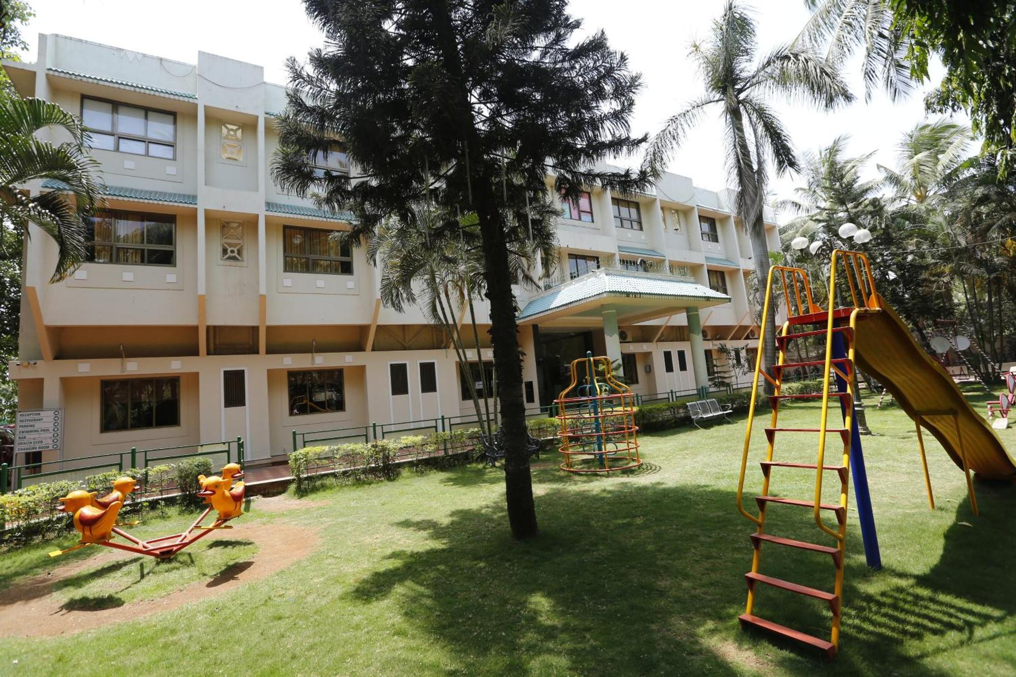 Hotel Ravikiran Alibaug Алибаг Экстерьер фото