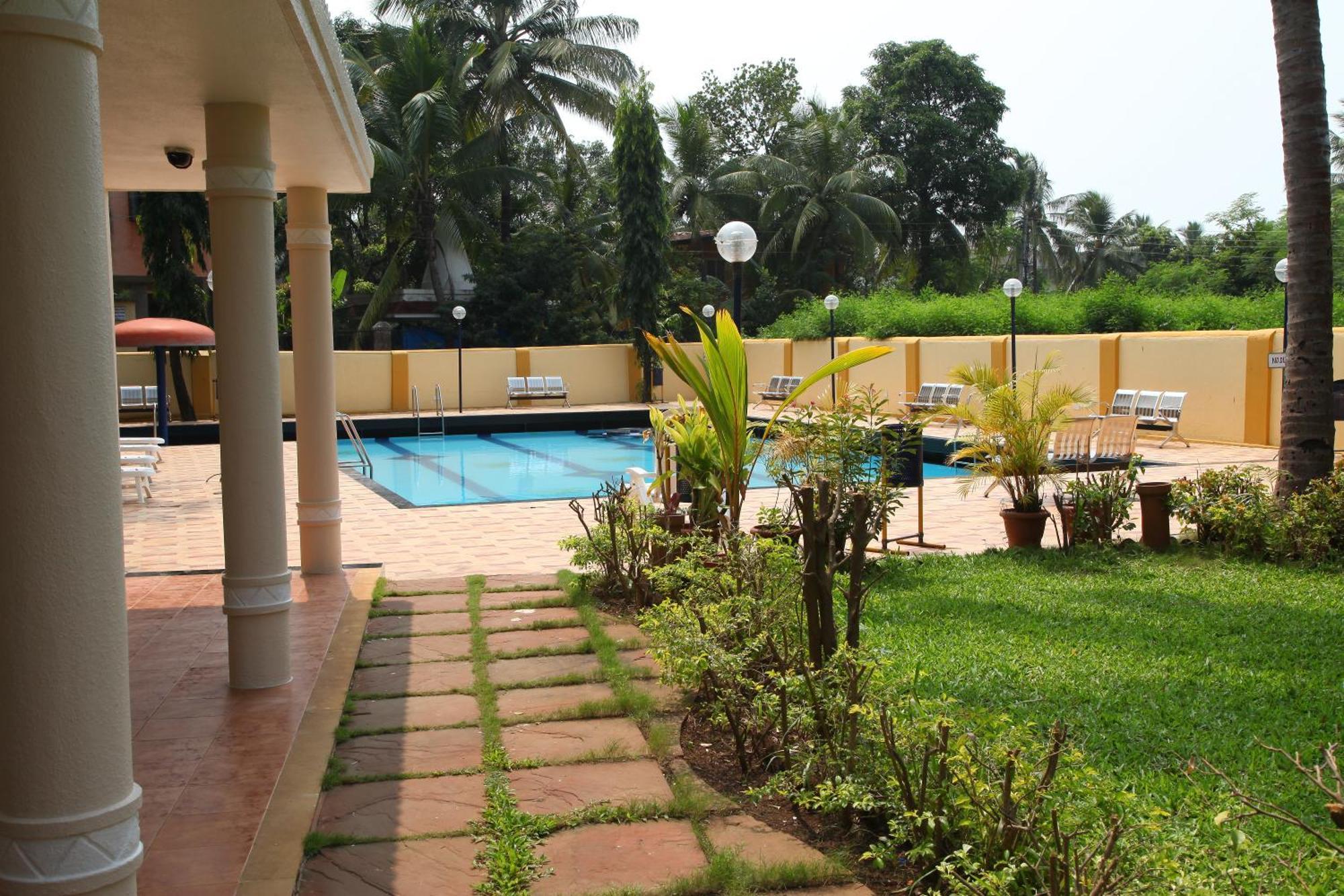 Hotel Ravikiran Alibaug Алибаг Экстерьер фото
